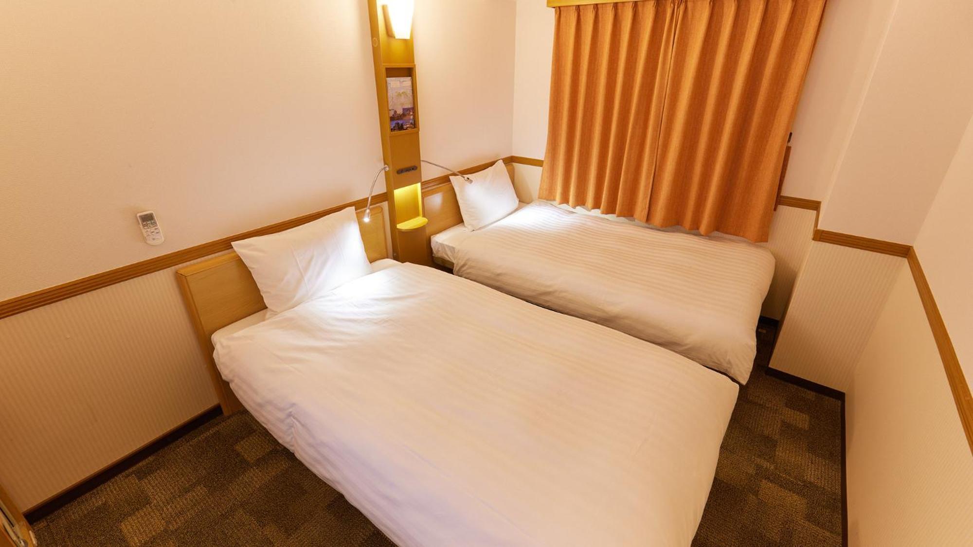 Toyoko Inn Chiba Minato Ekimae Room photo